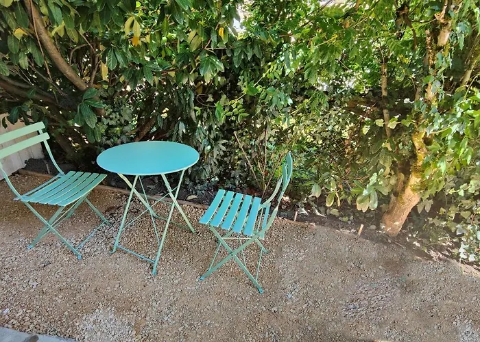 Le Petit Paradis